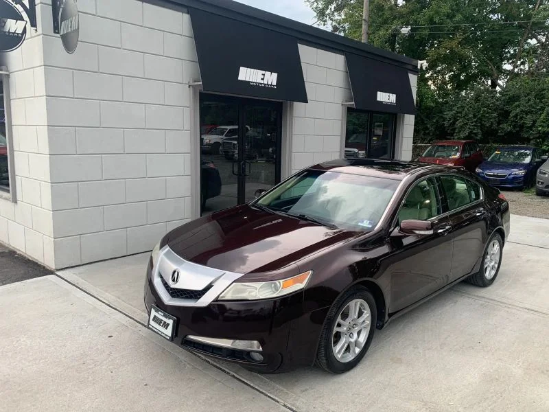 Used 2011 Maroon Acura Sedan 4D image 1