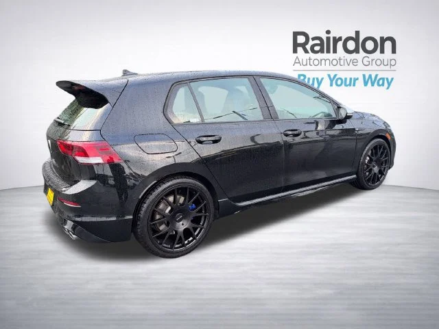 Used 2024 Mythos Black Metallic Volkswagen 2.0T image 7