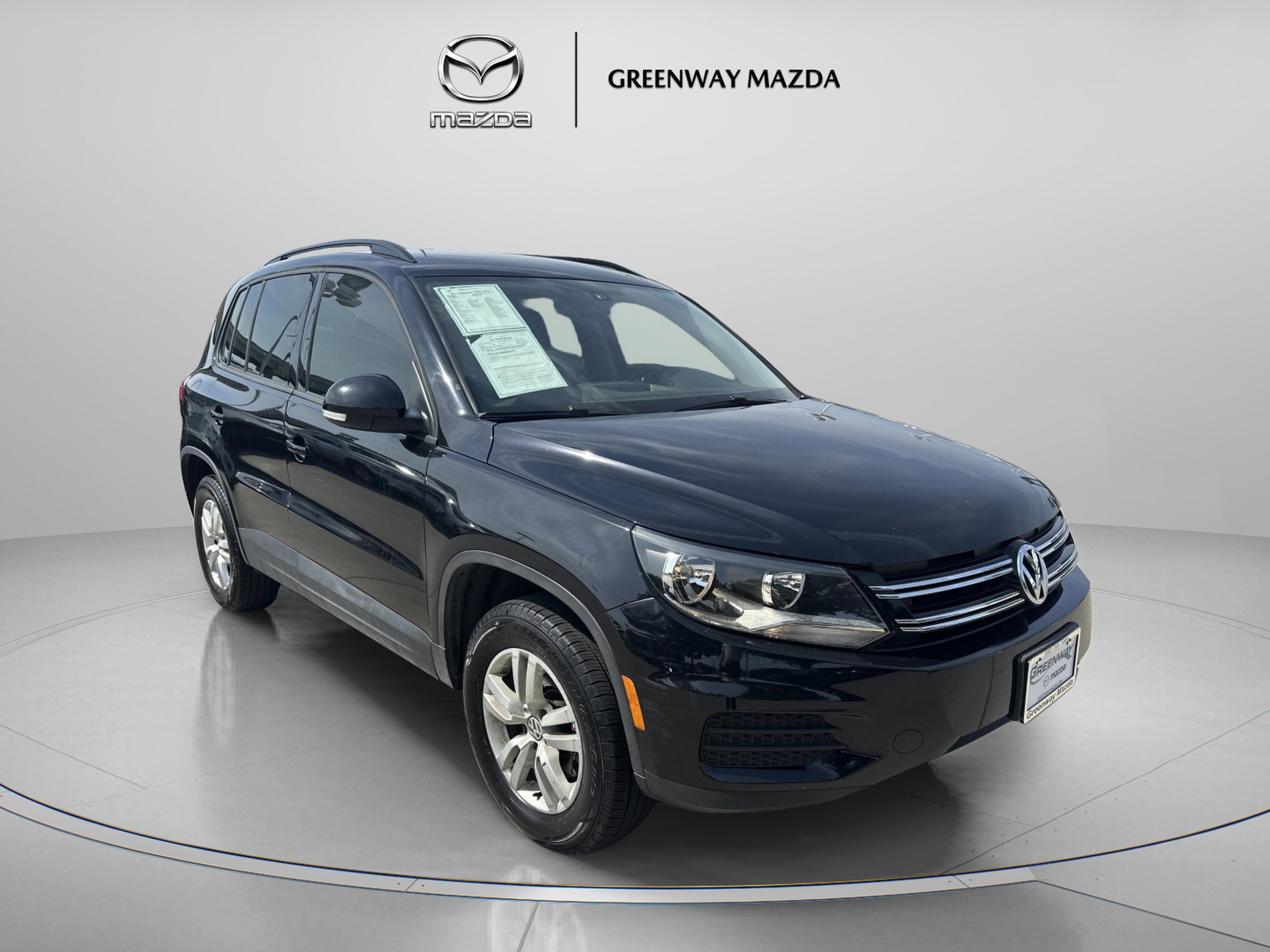 2017 Volkswagen Tiguan 2.0T S's photo