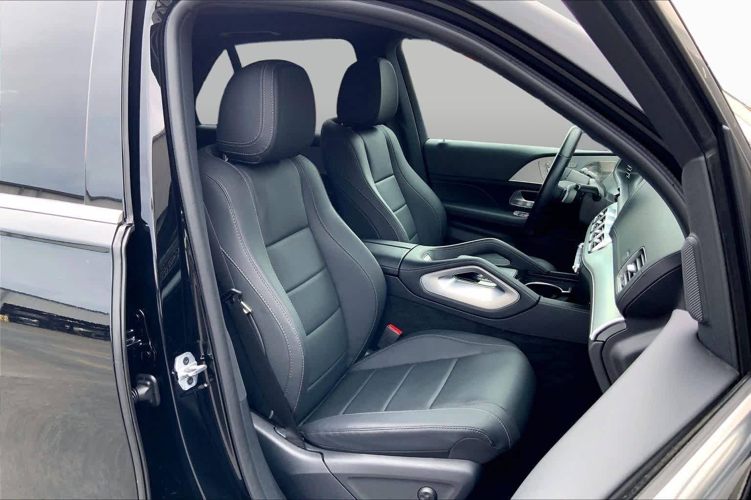 Used 2026 Obsidian Black Metallic Mercedes-Benz GLE 350 image 9