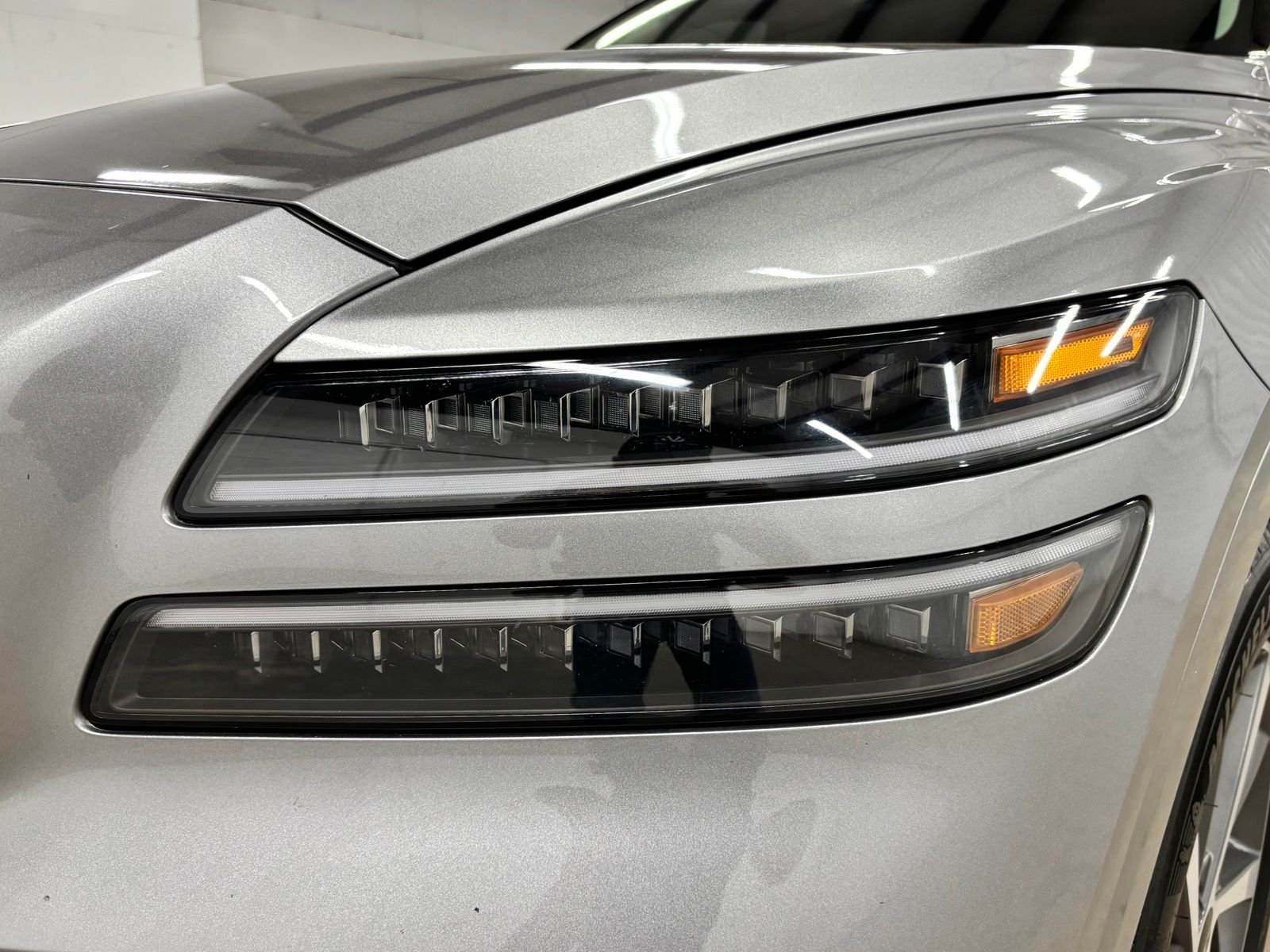 Certified Used 2025 Silver Genesis 3.5T Advanced image 9