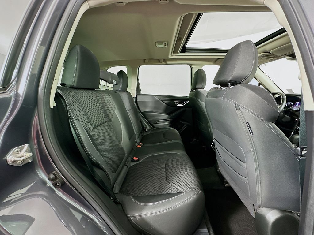 Used 2023 Gray Metallic Subaru Premium image 28