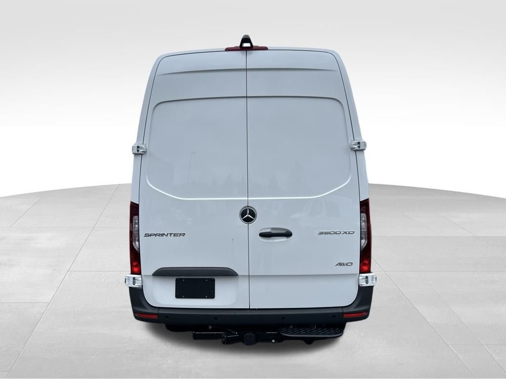 New 2026 Arctic White Mercedes-Benz Cargo 170 WB image 4
