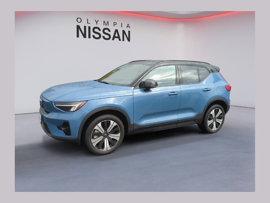 Used 2023 Blue Volvo Twin Plus image 1