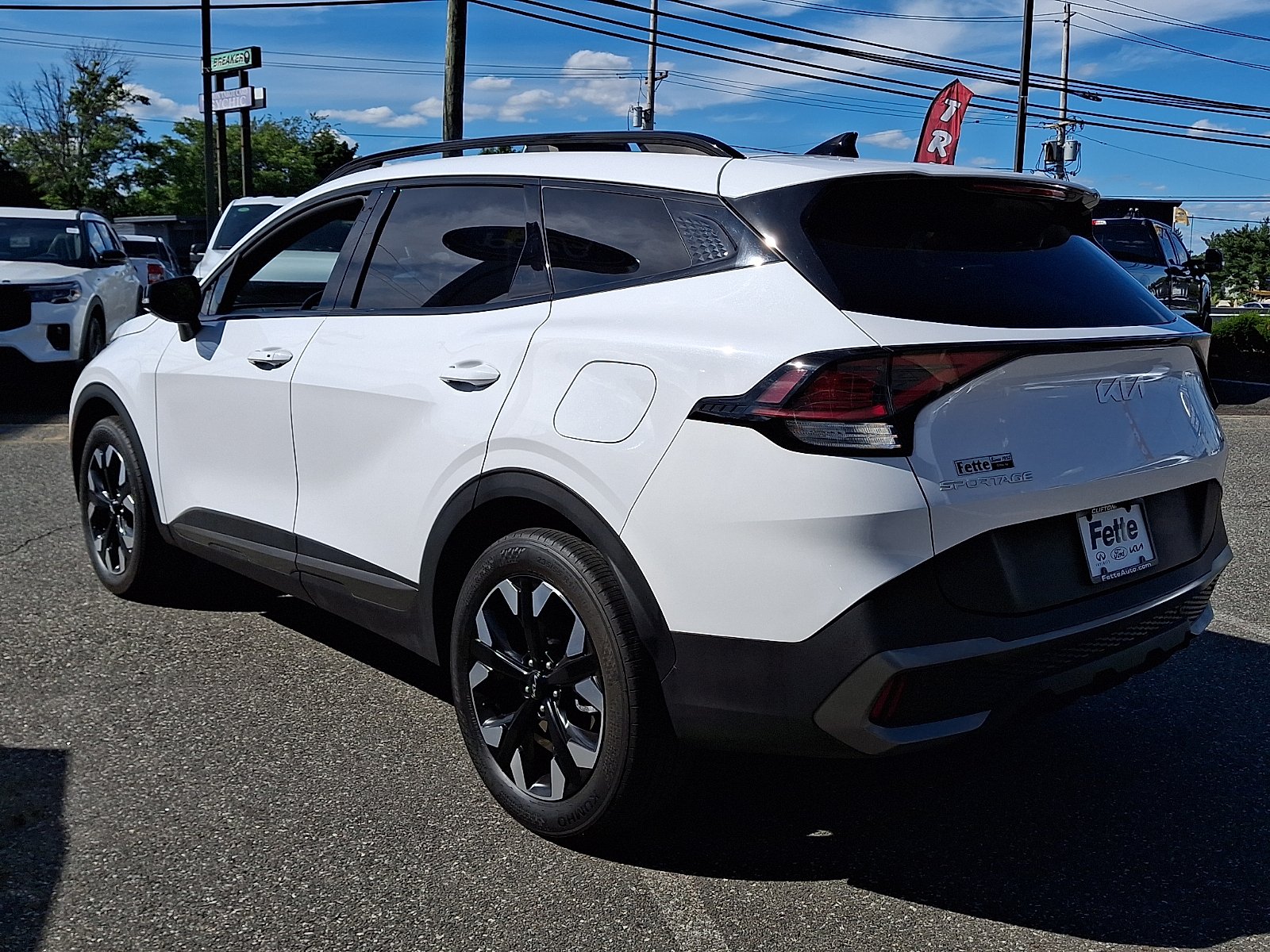 Used 2024 Glacial White Pearl - GWP Kia X-Line image 6