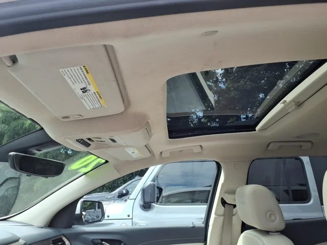 2020 GMC Acadia Denali - Photo 16