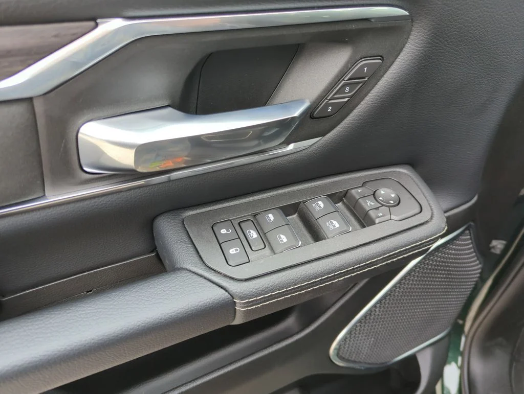 New 2026 Serrano-Green Metallic Exterior Paint RAM Laramie image 16