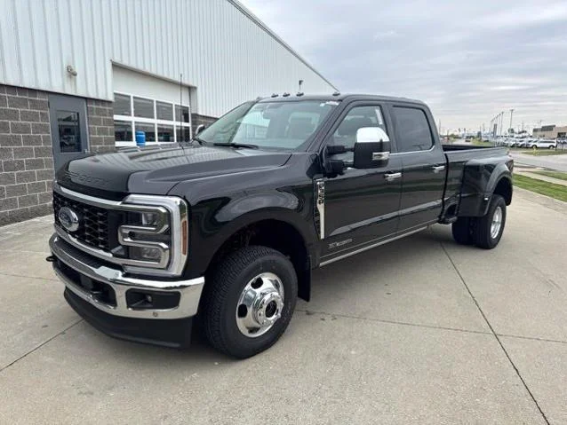 New 2026 Agate Black Metallic Ford Lariat image 42