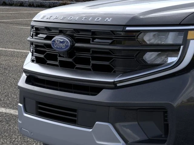 New 2026 Gray Metallic Ford Platinum image 17