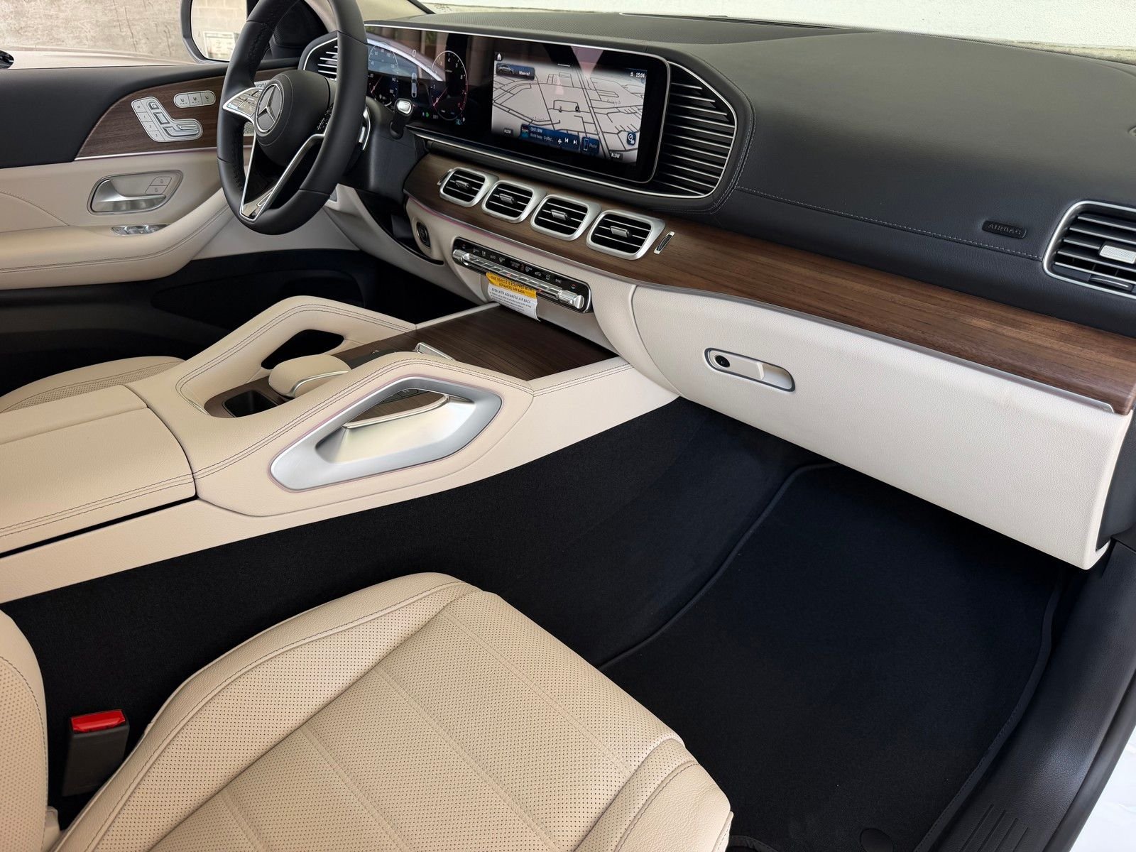 New 2026 Polar White Mercedes-Benz GLE 450 image 15