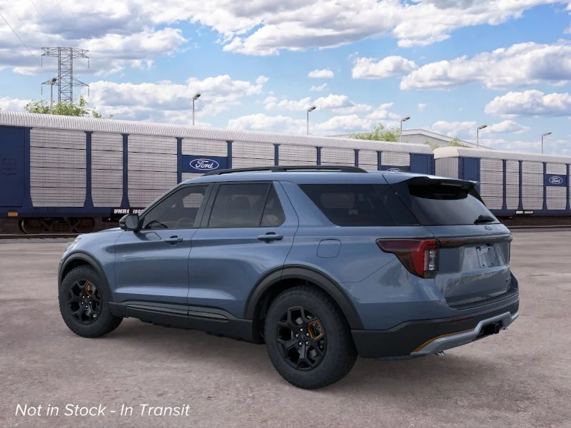 New 2026 Vapor Blue Metallic Ford Tremor® image 5