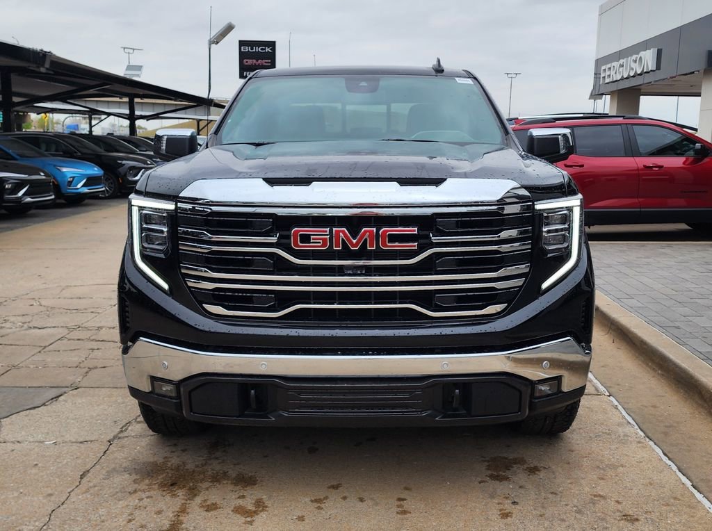 2026 GMC Sierra 1500 SLT - Photo 9
