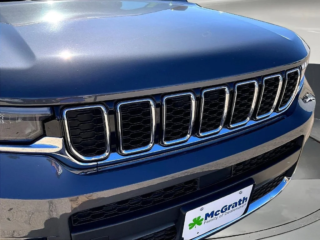 Certified Used 2024 Gray Jeep Limited image 36