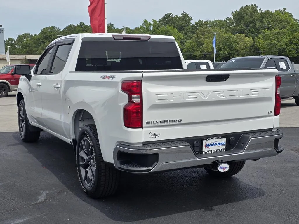 Used 2019 Summit White Chevrolet LT image 5