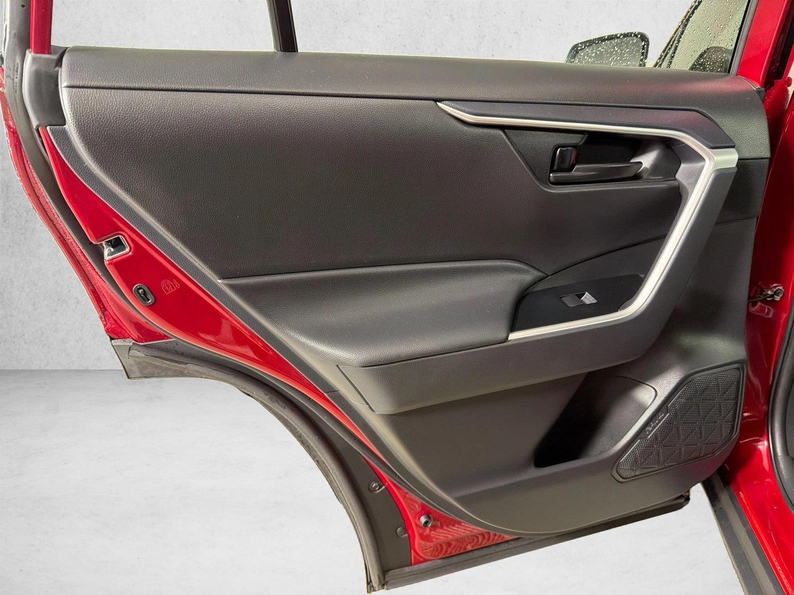 Used 2025 Ruby Flare Pearl Toyota LE image 21