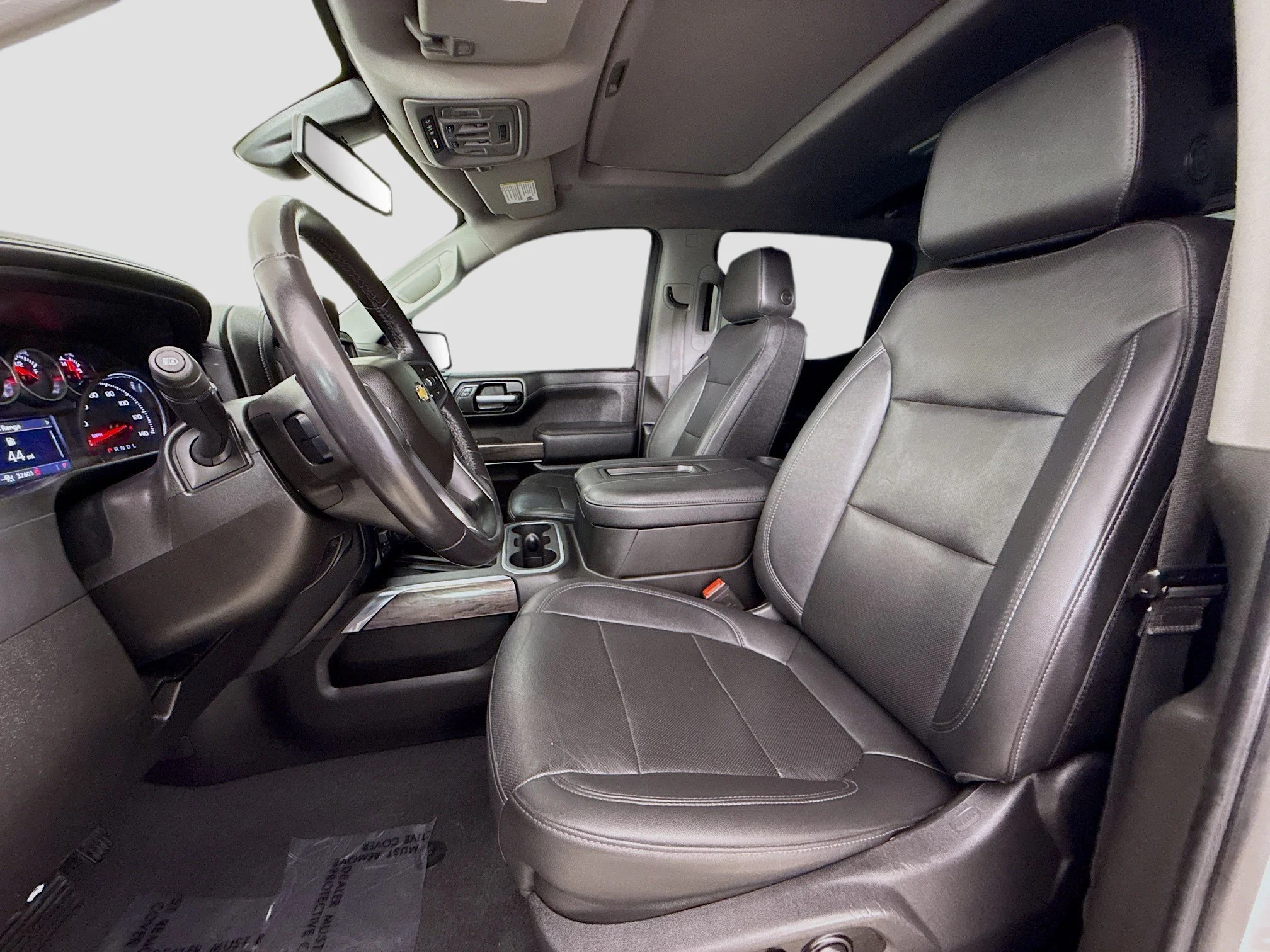Used 2021 IRIDESCENT PEARL TRICOAT Chevrolet LTZ image 24