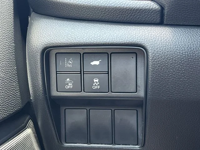 Used 2018  Honda Touring image 30
