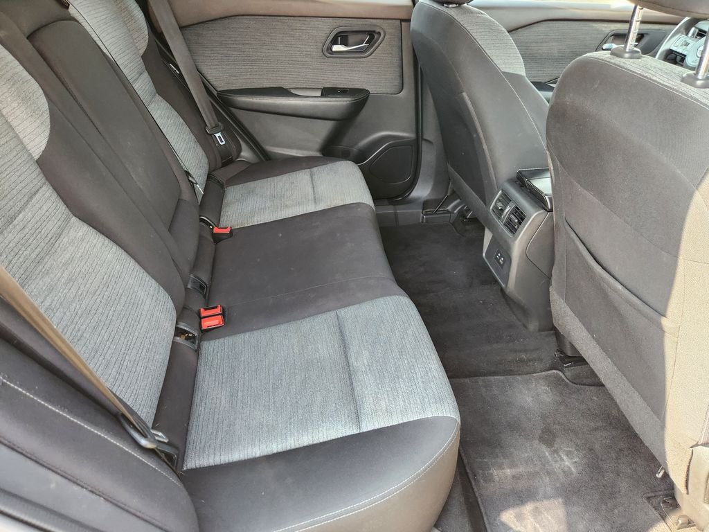 Used 2023 Super Black Nissan SV image 31
