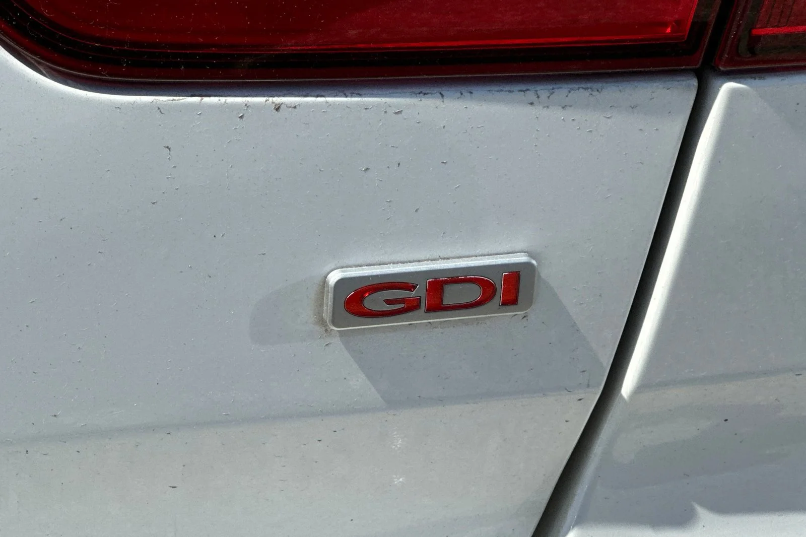 Used 2017 Clear White Kia LX image 7