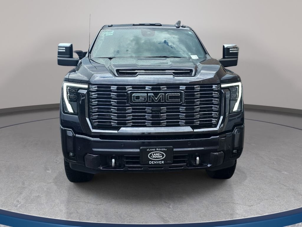 Used 2024 Silver GMC Denali Ultimate image 3