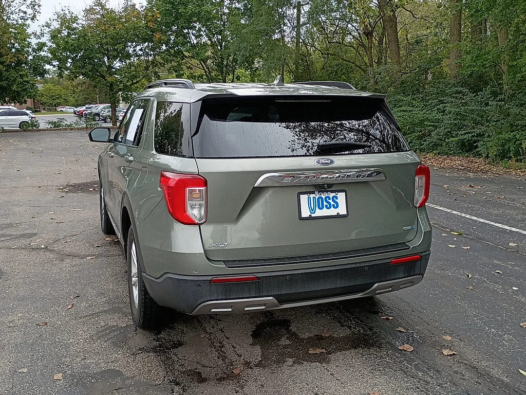 2020 Ford Explorer XLT, photo 5 of 12