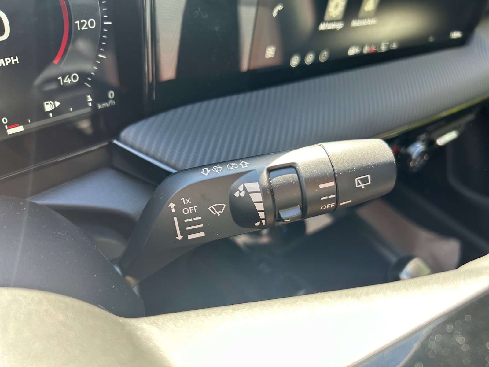 2026 Nissan KICKS SR AWD - Photo 21