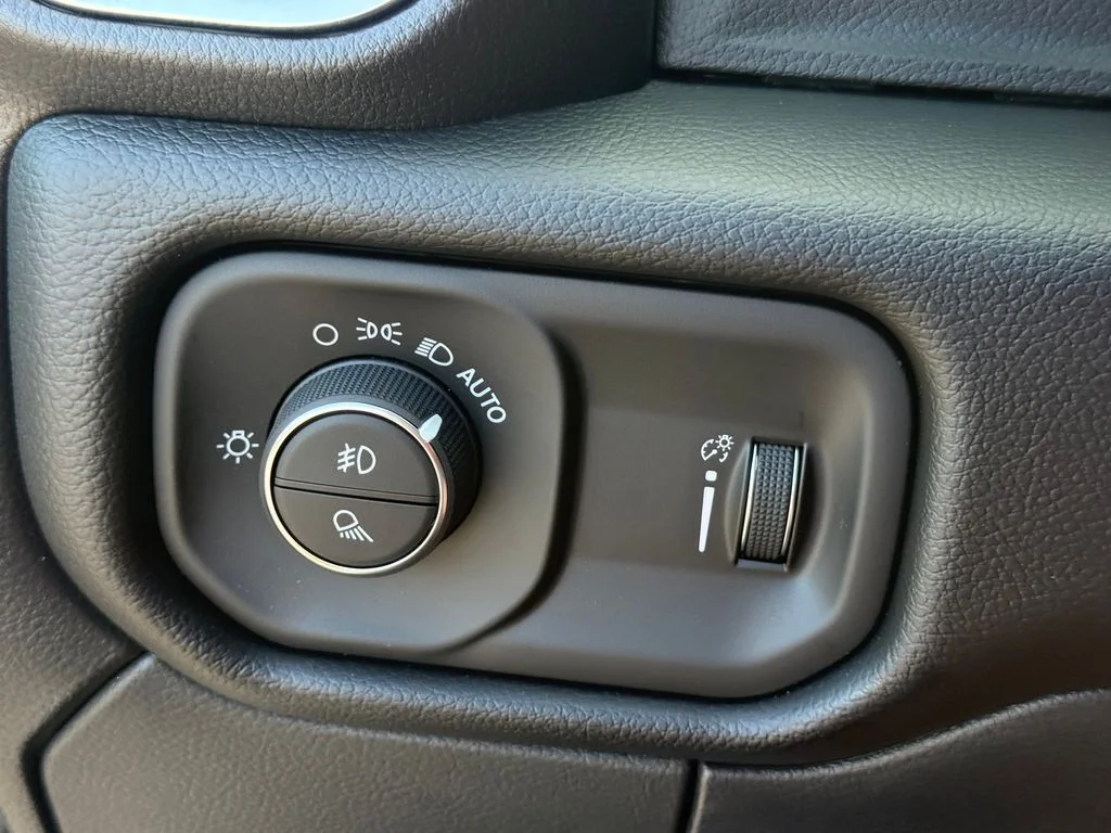 2026 RAM 2500 Big Horn - Photo 19