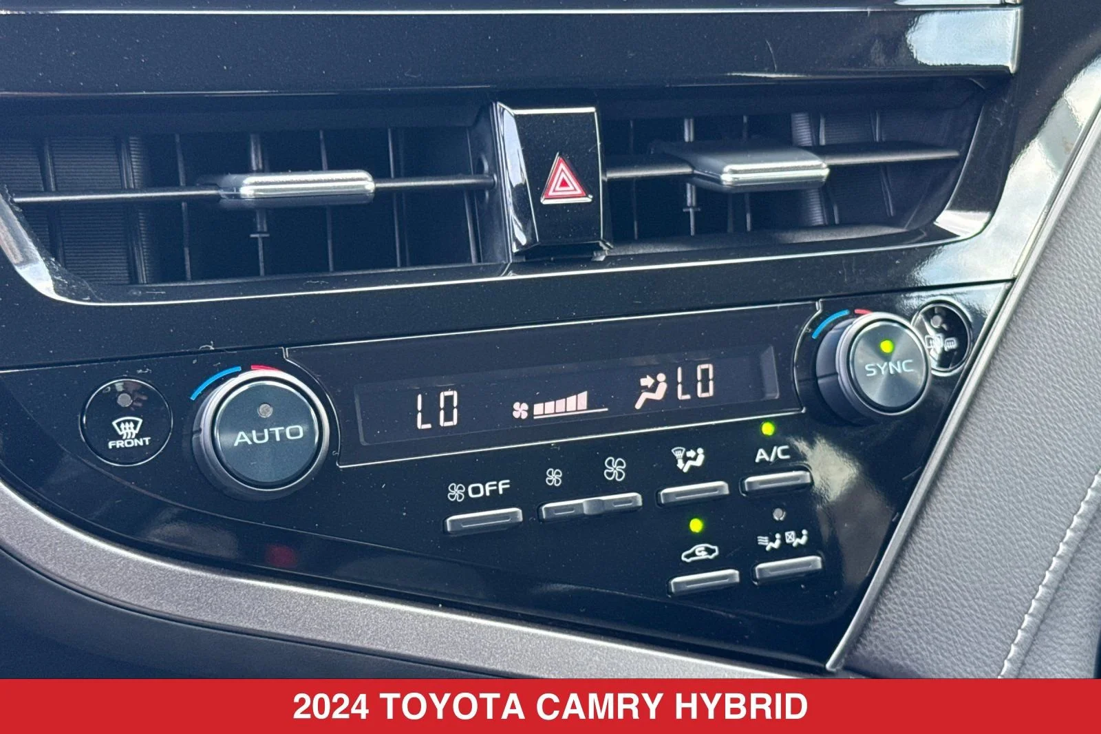 Used 2024 CAVALRY BLUE Toyota Hybrid XSE image 21