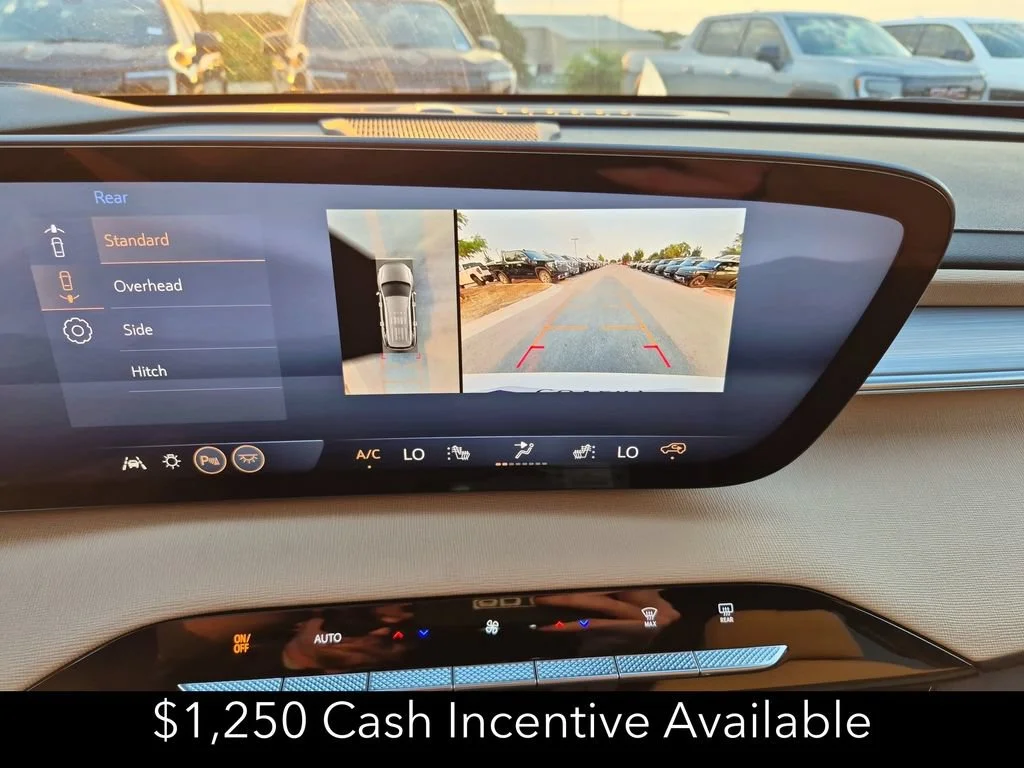 New 2026 Summit White Buick Preferred image 27