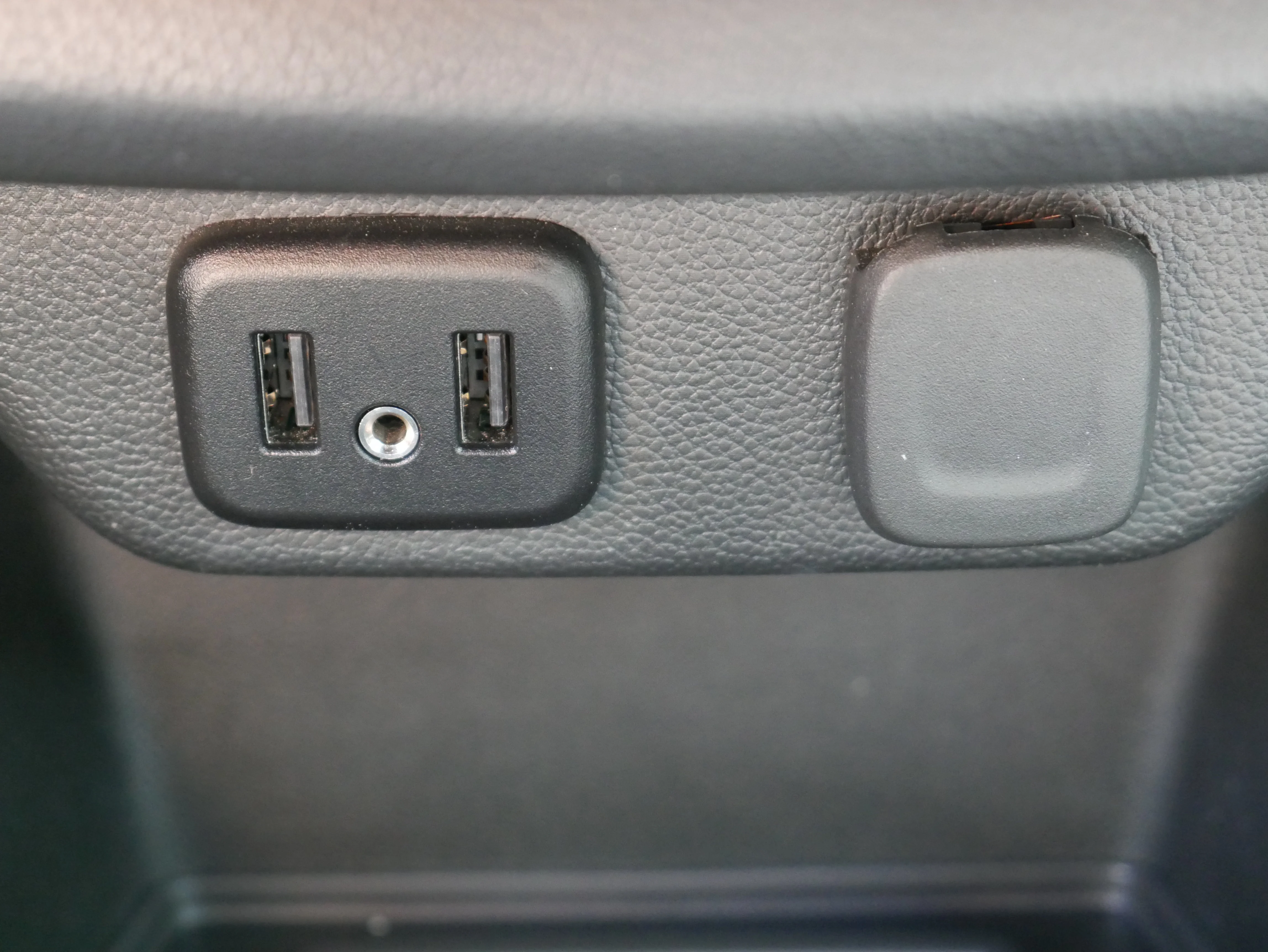 Certified Used 2023 Mosaic Black Metallic Chevrolet LT Cloth image 22