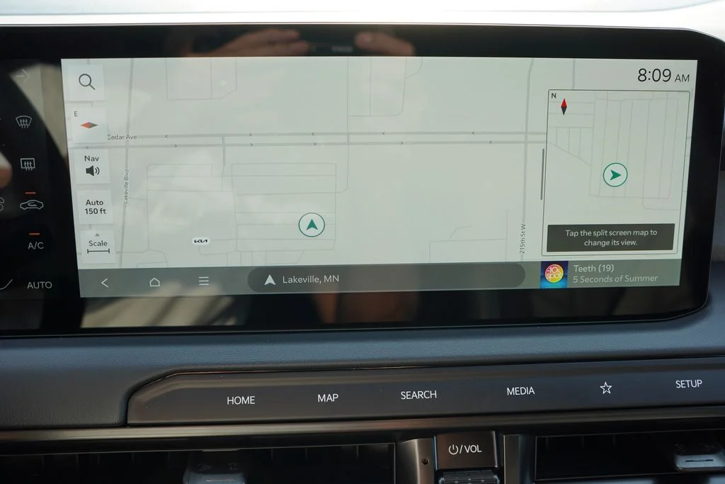 New 2027 Ebony Black Kia X-PRO SX image 17