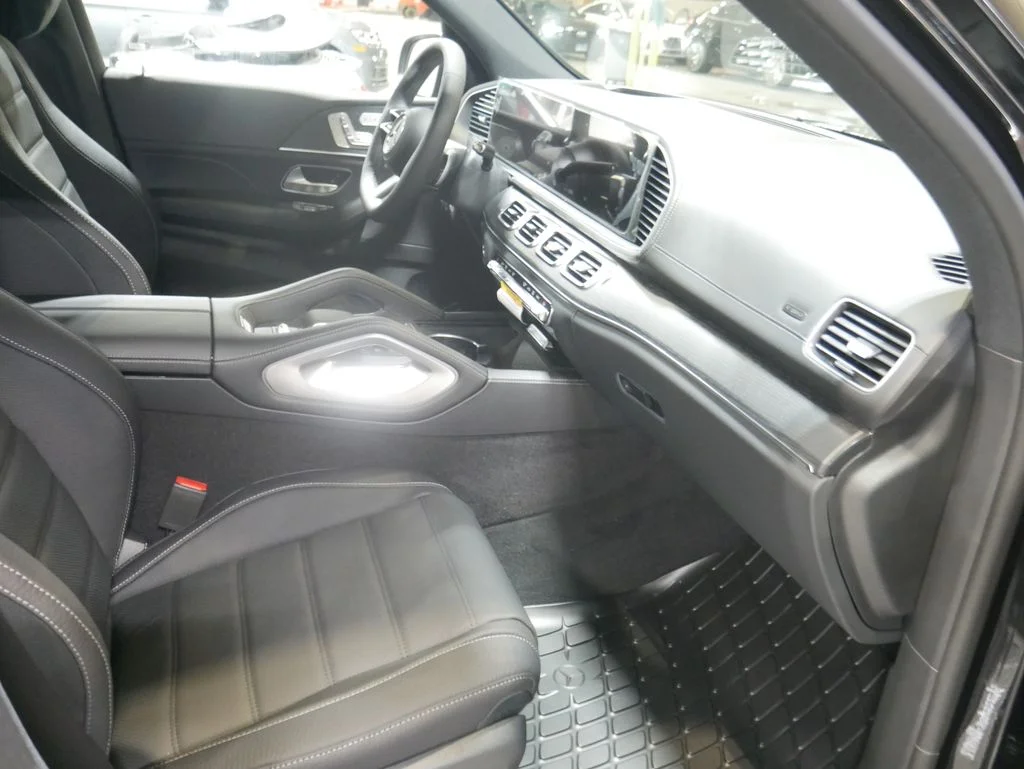 New 2026 Obsidian Black Metallic Mercedes-Benz GLS 450 image 60