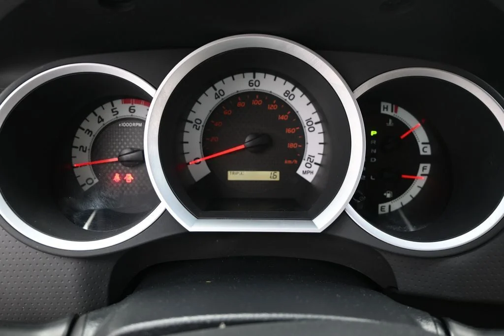 Used 2015 White Toyota PreRunner image 19