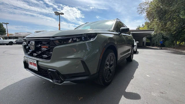 New 2027 Ash Green Metallic Honda TrailSport Hybrid AWD image 9