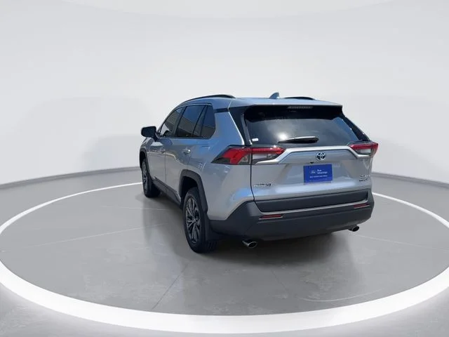 Used 2024 Silver Toyota XLE Premium image 5