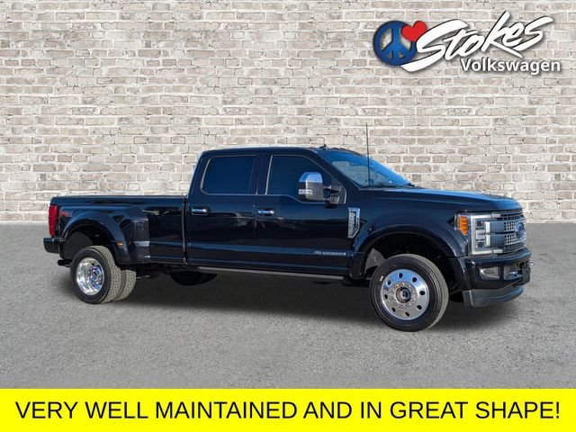 Used 2019 Black Ford Platinum image 1