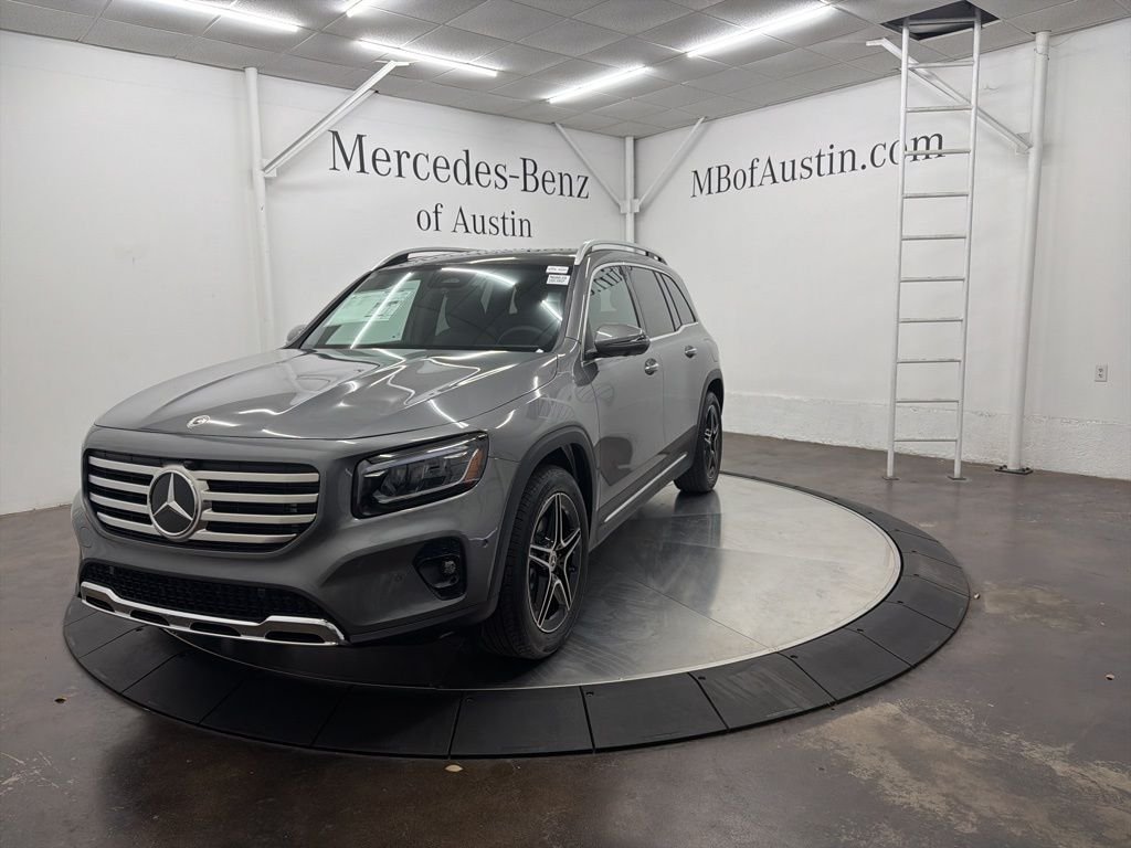 Used 2026  Mercedes-Benz GLB 250 image 3