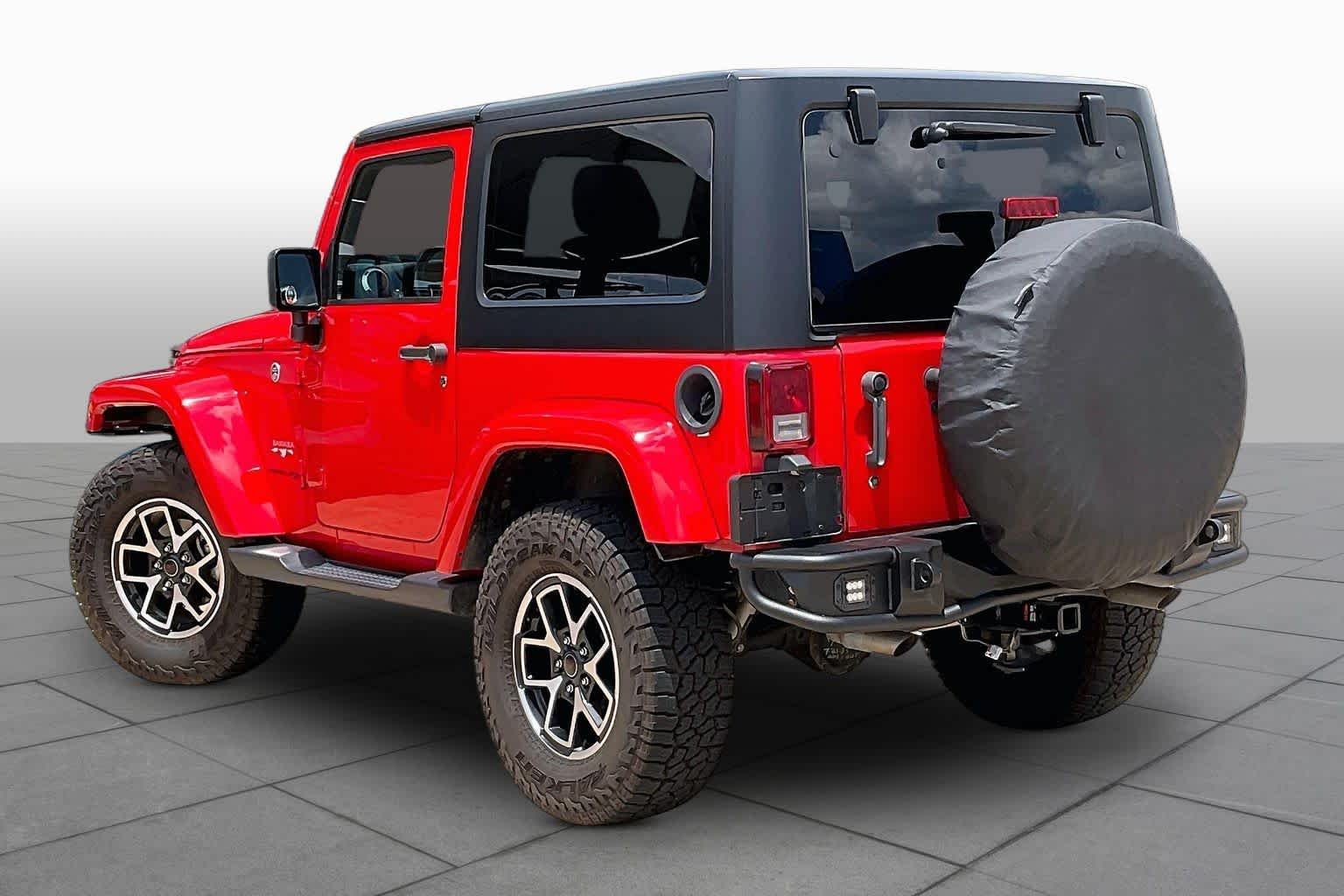 Used 2018 Firecracker Red Clearcoat Jeep Sahara image 12