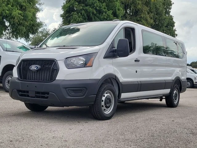 New 2026 Oxford White Ford XL image 32