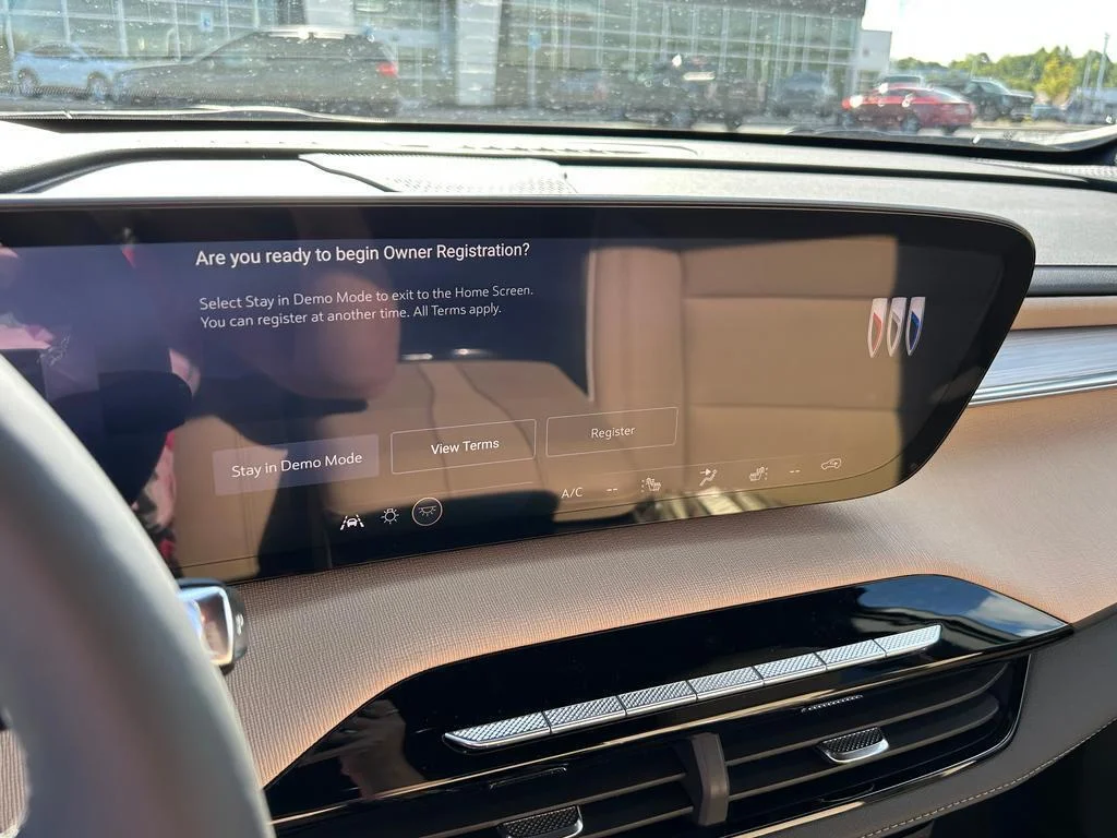 2026 Buick Enclave Preferred - Photo 9