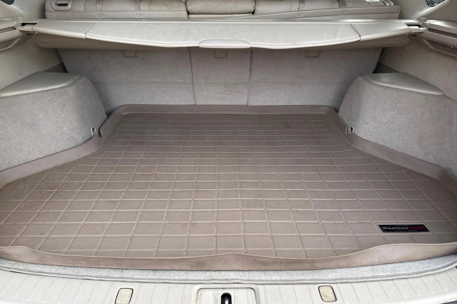 Used 2004  Lexus  image 14