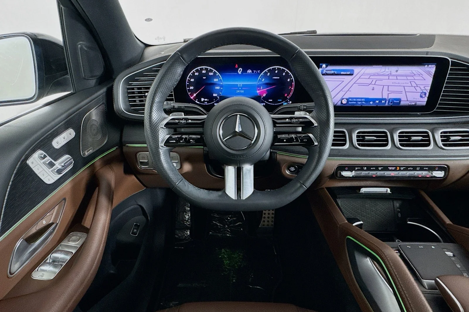 Certified Used 2024 Polar White Mercedes-Benz 450 image 4