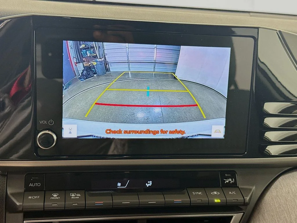 2026 Toyota Camry LE - Photo 13