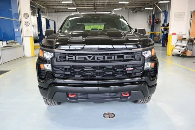 Used 2022 Black Chevrolet Custom Trail Boss image 2