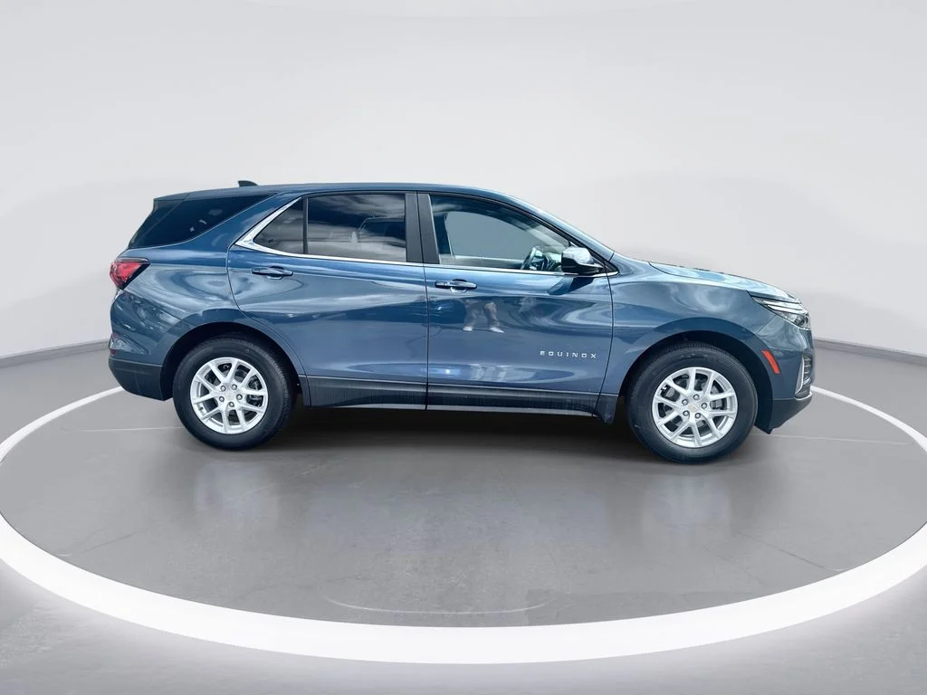 Used 2024 Blue Chevrolet LT image 9