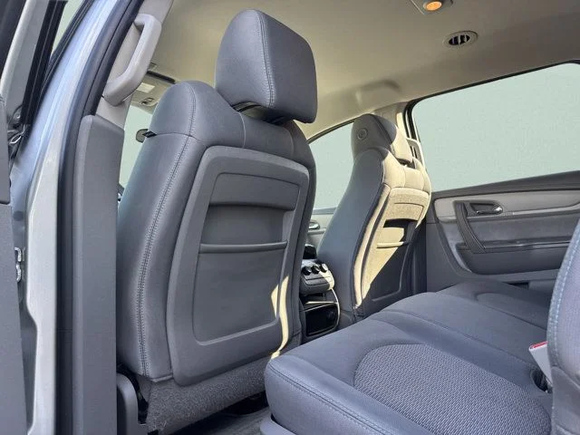 Used 2017 Silver Chevrolet LS image 13