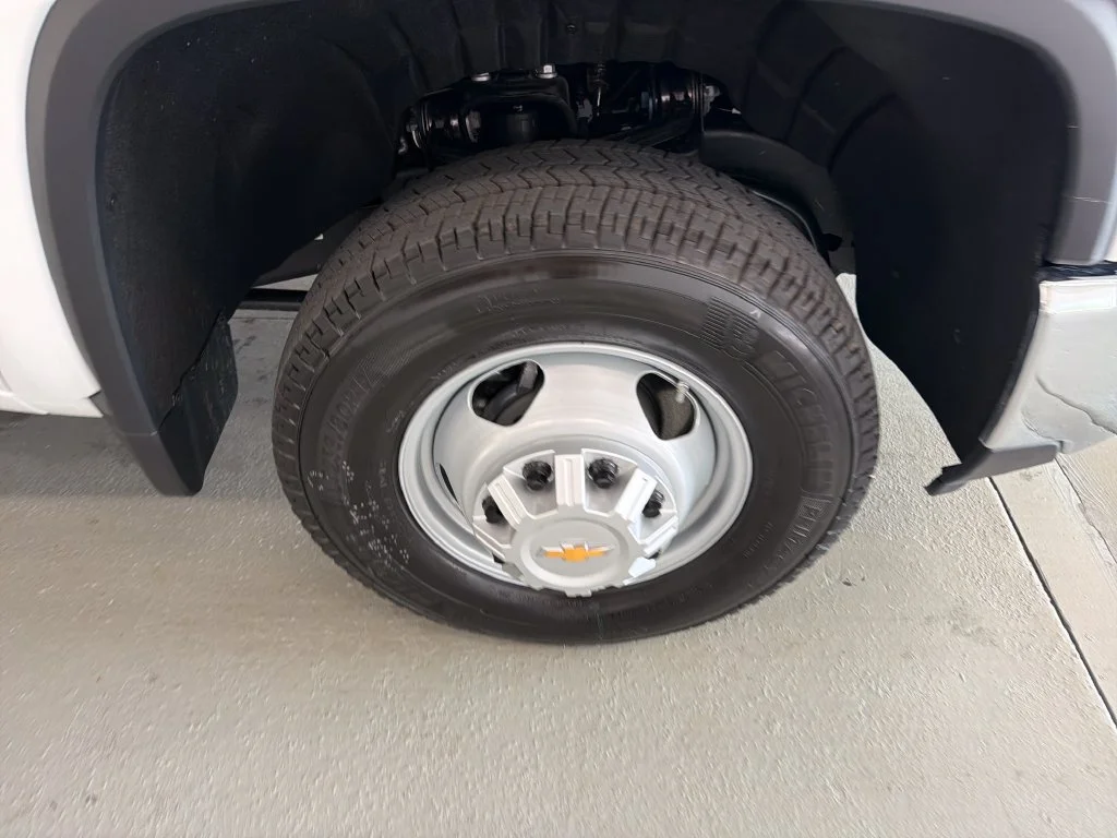 New 2026 Summit White Chevrolet Work Truck image 5