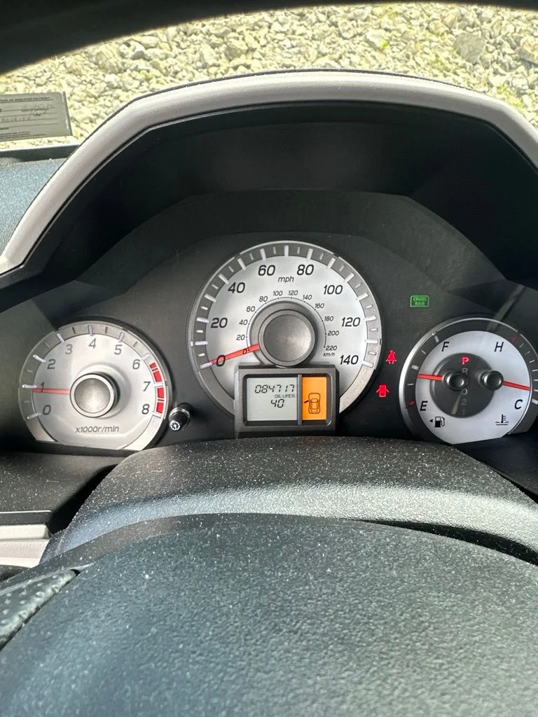 Used 2014 Gray Honda LX image 1