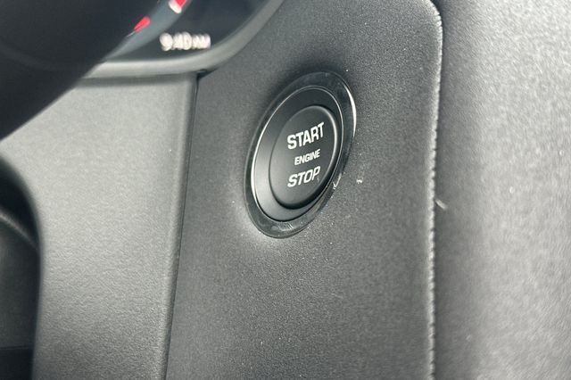 New 2026 Santorini Black Land Rover Dynamic SE image 21