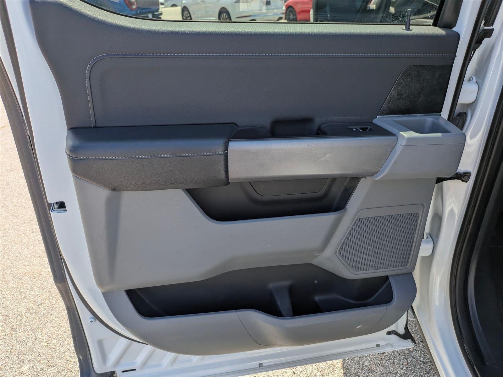 Used 2021  Ford XLT image 25